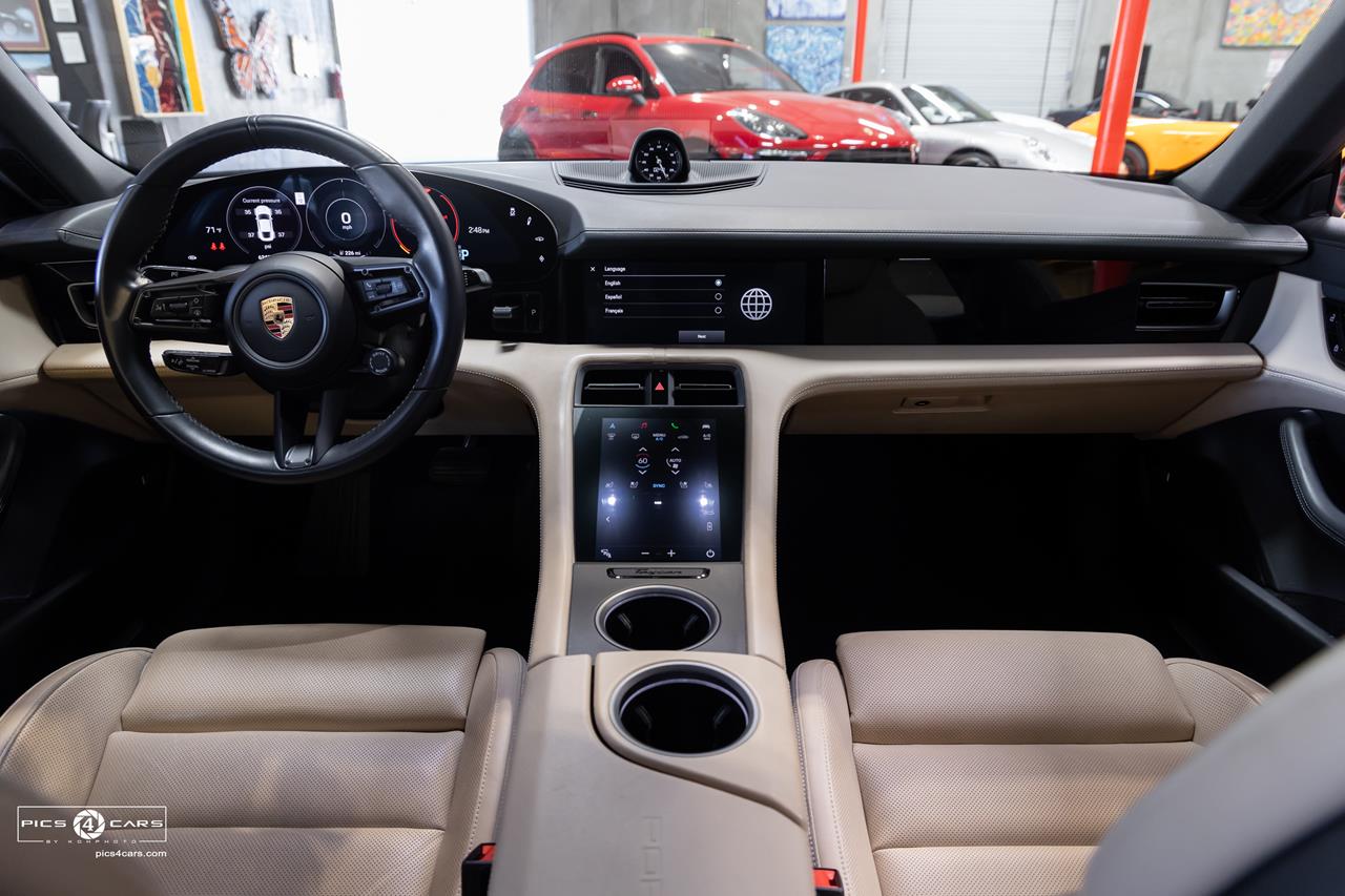 2020 Porsche Taycan