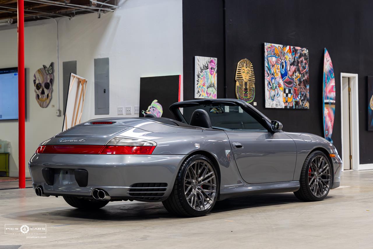 2004 Porsche 911