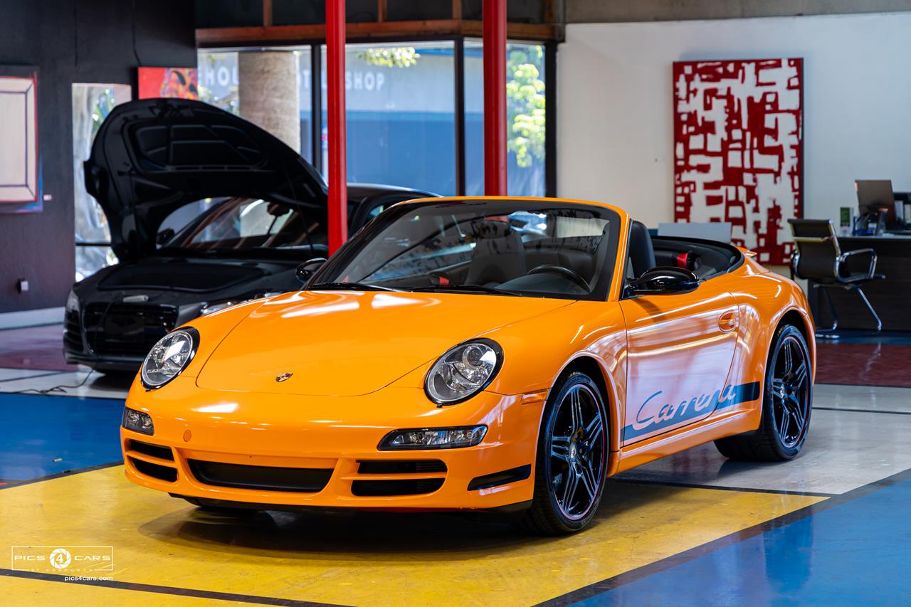  2007 Porsche 911 Carrera Car