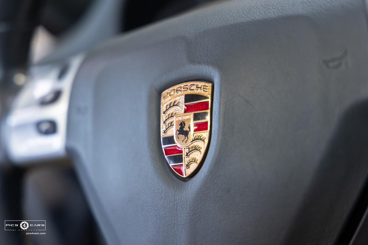  2005 Porsche 911 Carrera S 997 Car