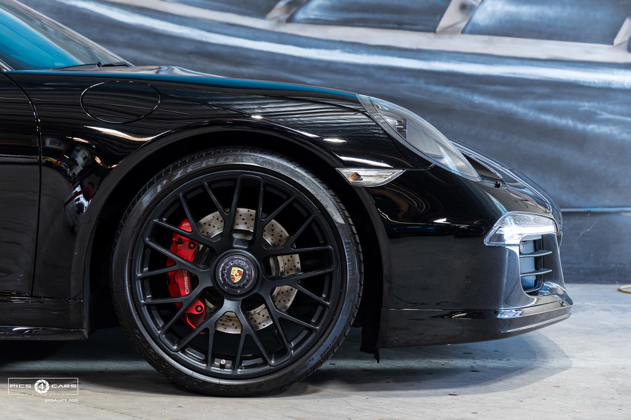 2015 Porsche 911