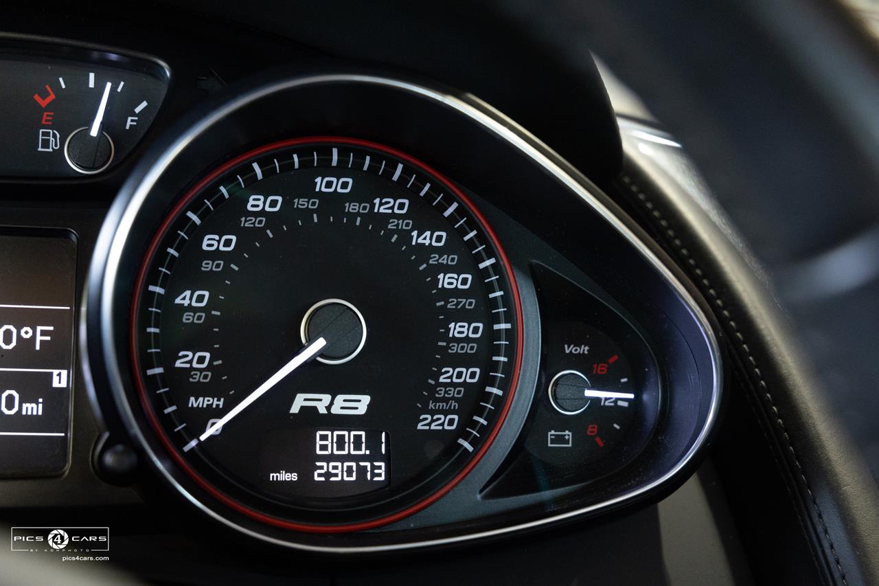 2011 Audi R8