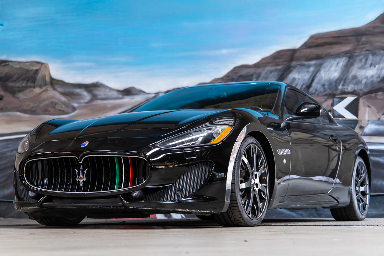  2016 Maserati GranTurismo Sport Car