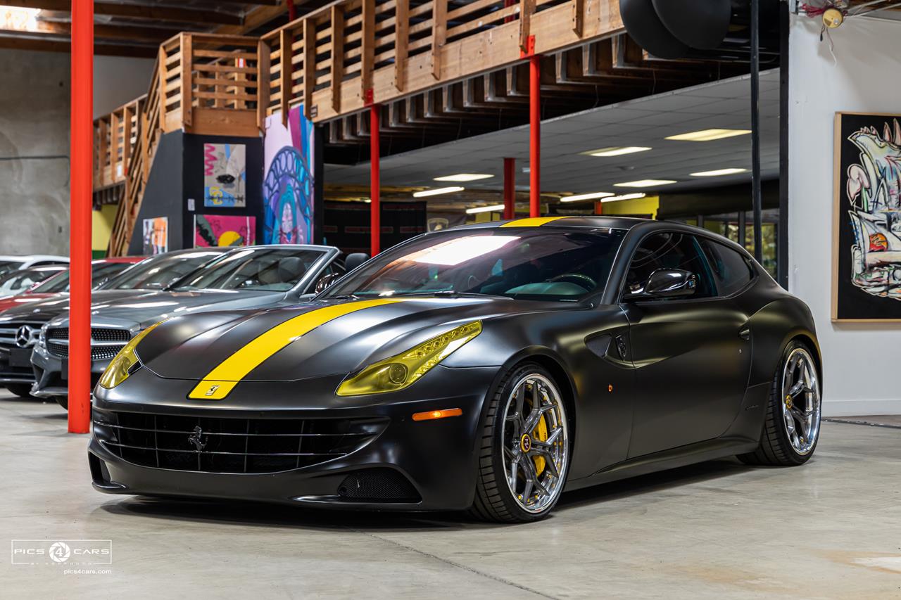  2014 Ferrari FF  HB Car