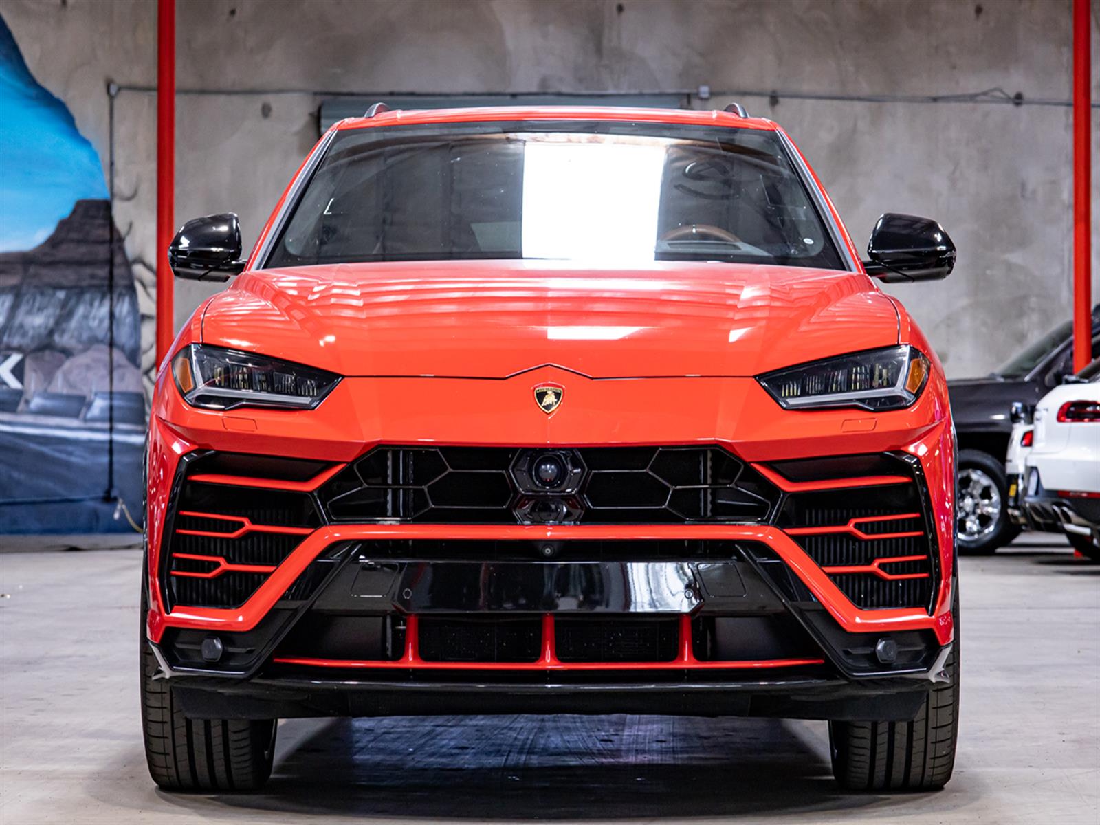  2019 Lamborghini Urus  Crossover